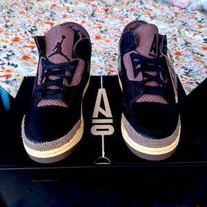 NWT Air Jordan 3 A Ma Maniere while you were sleeping. Size 7M/8.5W.